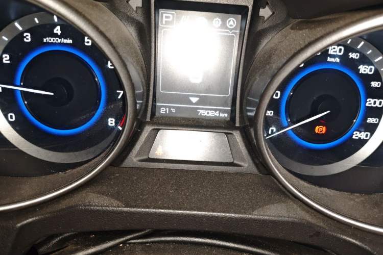 Used CHANGAN CS35 2017 1.6L Automatic Luxury Model Odometer Close Up