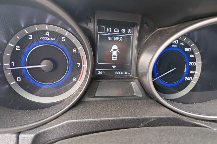 Used CHANGAN CS35 2017 1.6L Manual Luxury Model Odometer Close Up