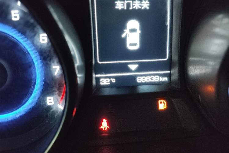 Used CHANGAN CS35 2017 1.6L Automatic Luxury Model Odometer Close Up