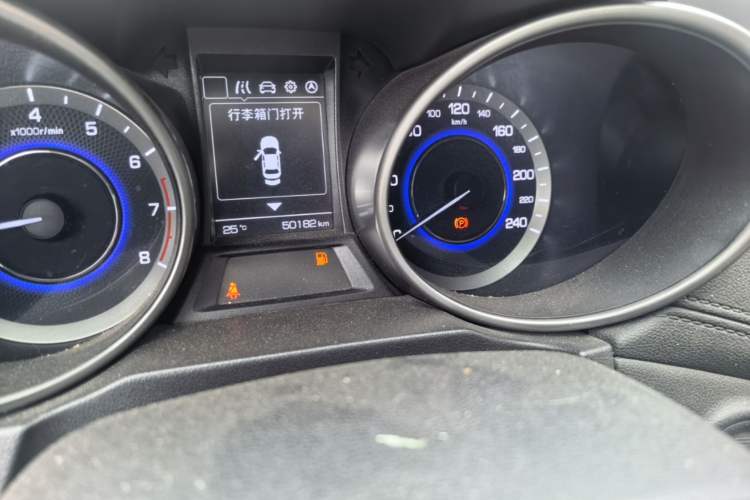 Used CHANGAN CS35 2017 1.6L Manual Luxury Model Odometer Close Up