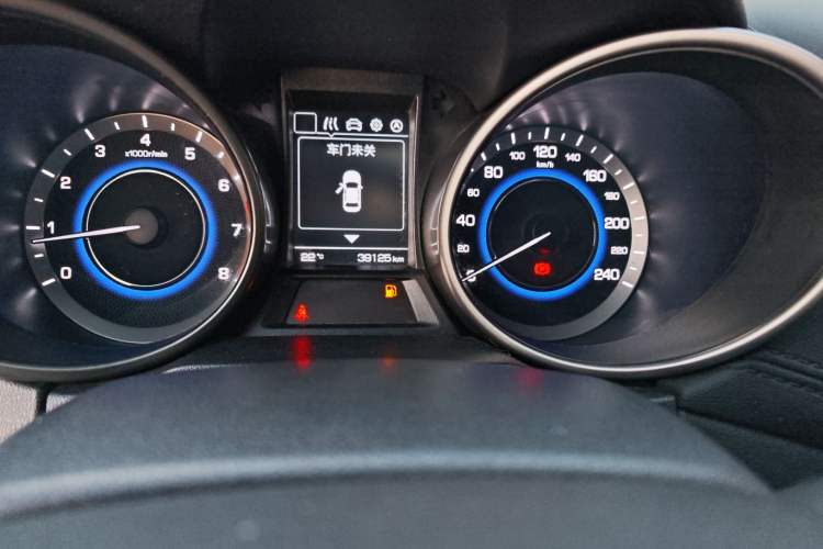 Used CHANGAN CS35 2017 1.6L Manual Luxury Model Odometer Close Up