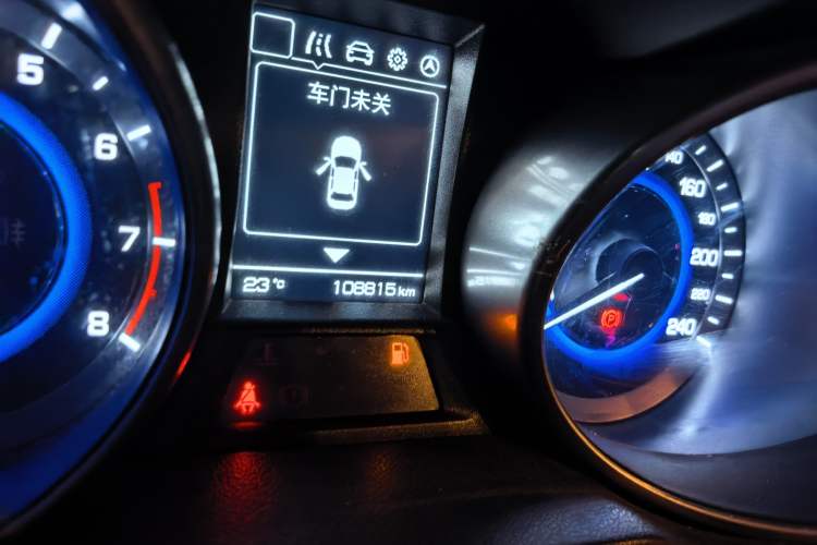 Used CHANGAN CS35 2017 1.6L Manual Luxury Model Odometer Close Up