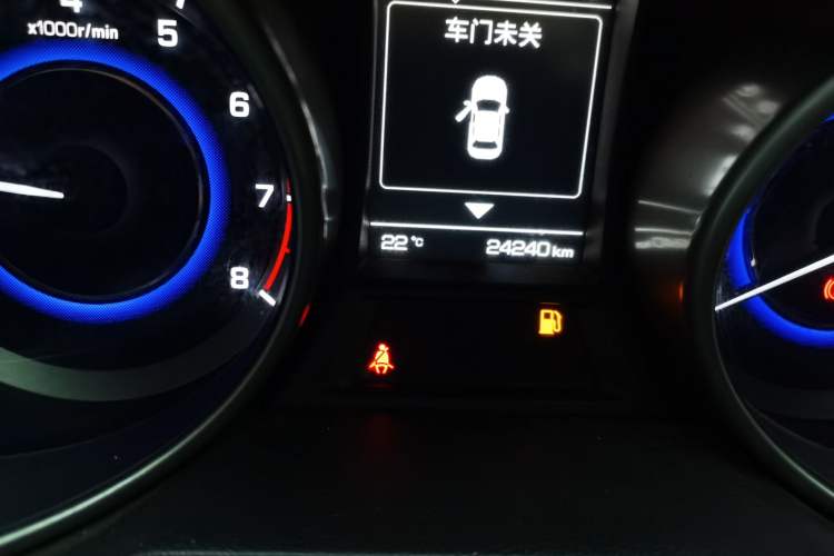 Used CHANGAN CS35 2017 1.6L Automatic Luxury Model Odometer Close Up