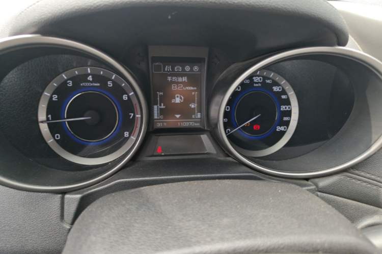 Used CHANGAN CS35 2017 1.6L Manual Luxury Model Odometer Close Up