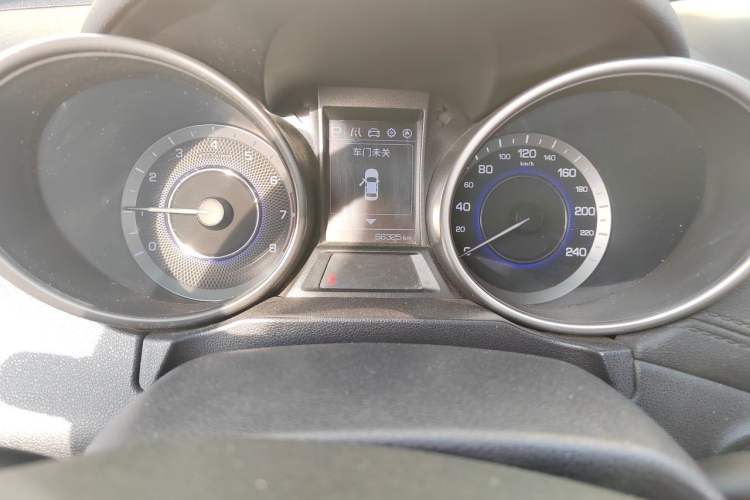 Used CHANGAN CS35 2017 1.6L Automatic Luxury Model Odometer Close Up