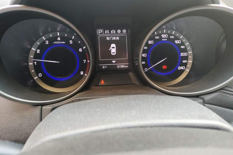Used CHANGAN CS35 2017 1.6L Automatic Luxury Model Odometer Close Up
