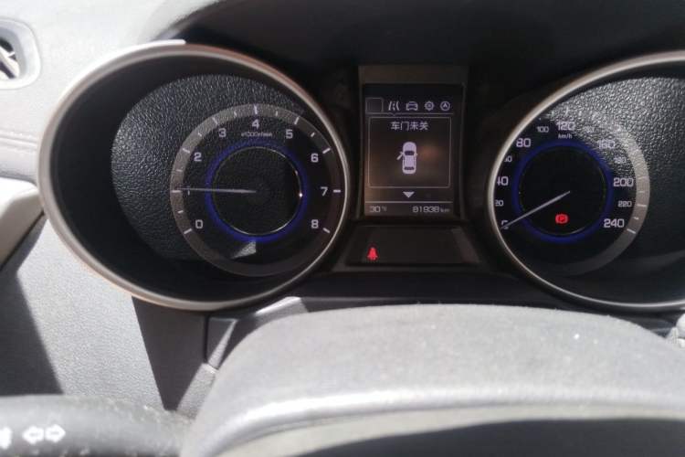 Used CHANGAN CS35 2017 1.6L Manual Luxury Model Odometer Close Up