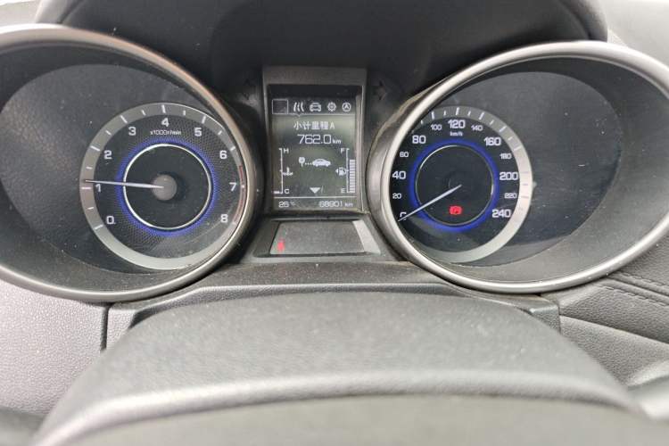 Used CHANGAN CS35 2017 1.6L Manual Luxury Model Odometer Close Up