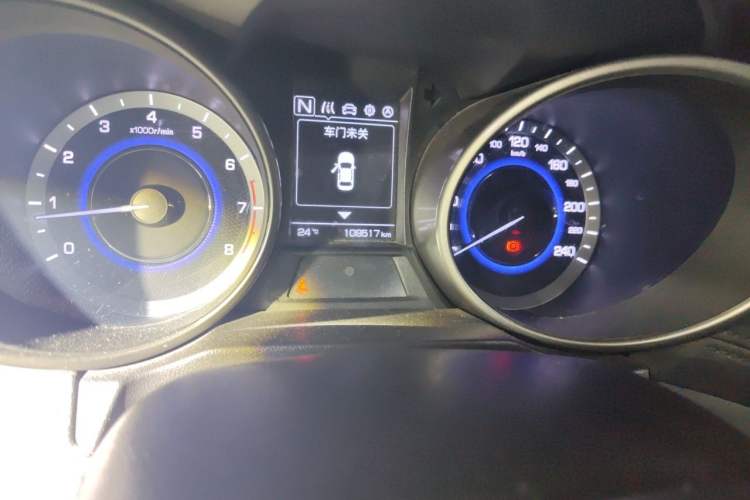 Used CHANGAN CS35 2017 1.6L Automatic Luxury Model Odometer Close Up