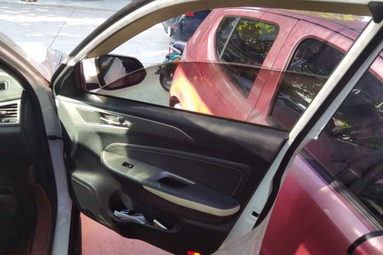 Used CHANGAN CS35 2017 1.6L Manual Luxury Model Right Front Door Interior