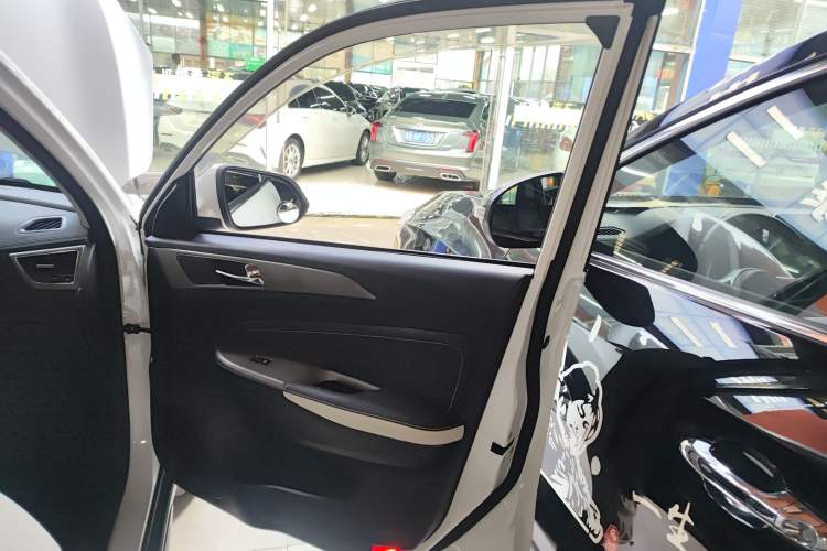Used CHANGAN CS35 2017 1.6L Automatic Luxury Model Right Front Door Interior