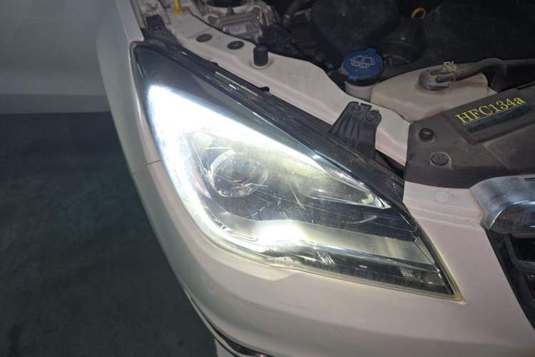 Used CHANGAN CS35 2017 1.6L Manual Luxury Model Right Front Headlight