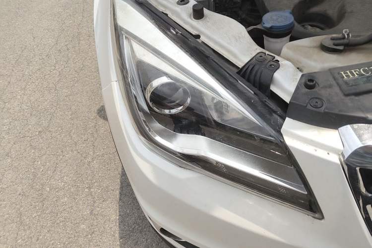 Used CHANGAN CS35 2017 1.6L Manual Luxury Model Right Front Headlight