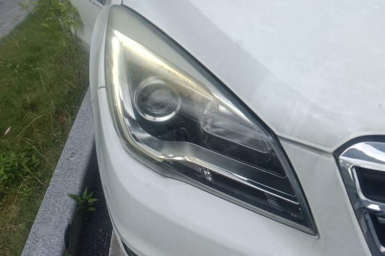 Used CHANGAN CS35 2017 1.6L Automatic Luxury Model Right Front Headlight