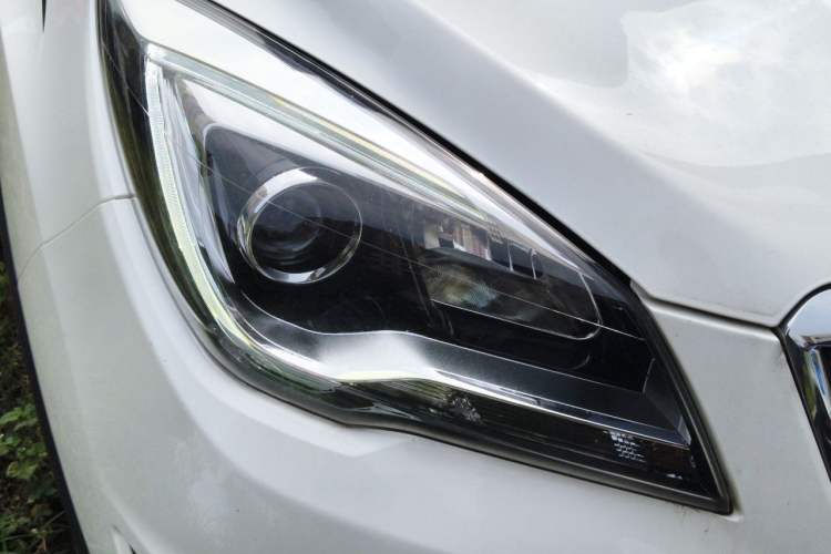 Used CHANGAN CS35 2017 1.6L Manual Luxury Model Right Front Headlight