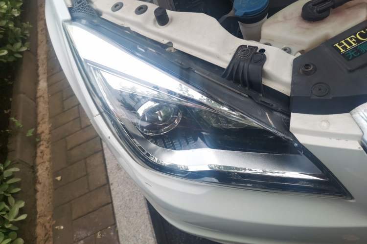Used CHANGAN CS35 2017 1.6L Manual Luxury Model Right Front Headlight