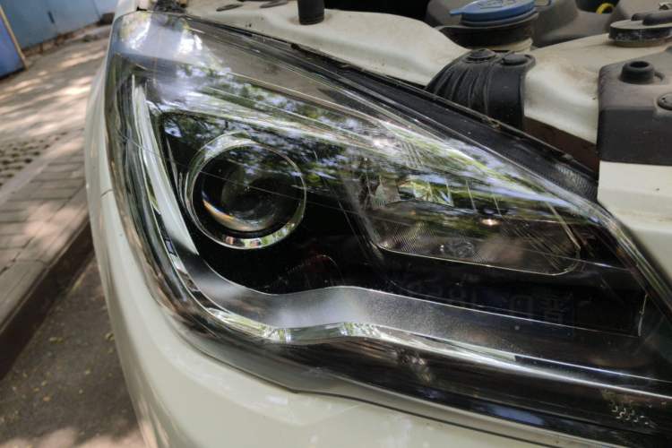 Used CHANGAN CS35 2017 1.6L Manual Luxury Model Right Front Headlight