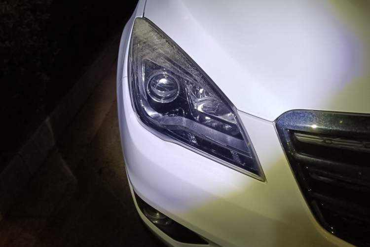 Used CHANGAN CS35 2017 1.6L Automatic Luxury Model Right Front Headlight