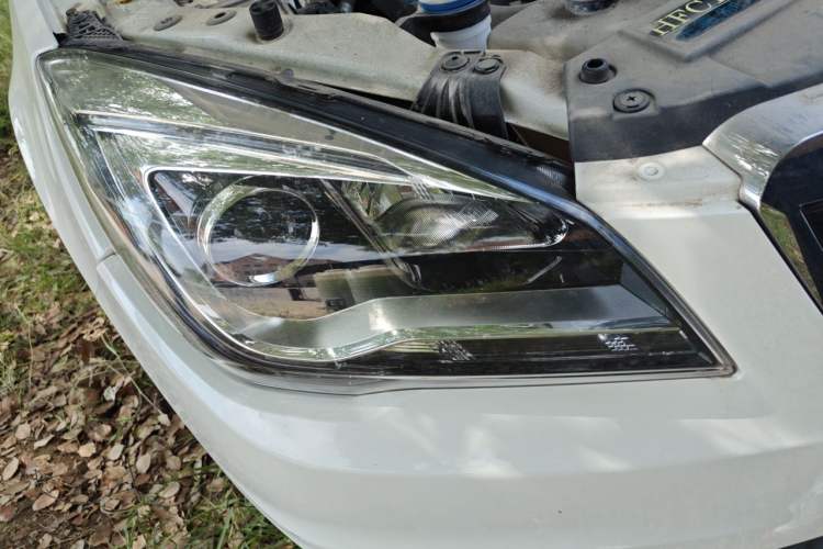 Used CHANGAN CS35 2017 1.6L Manual Luxury Model Right Front Headlight
