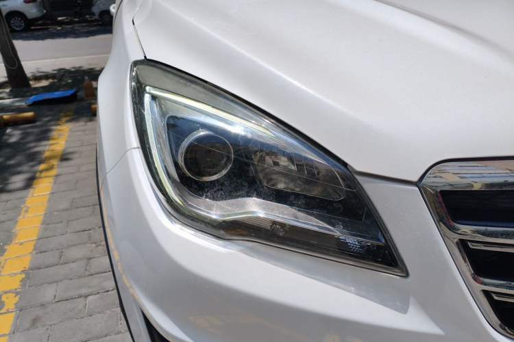 Used CHANGAN CS35 2017 1.6L Automatic Luxury Model Right Front Headlight