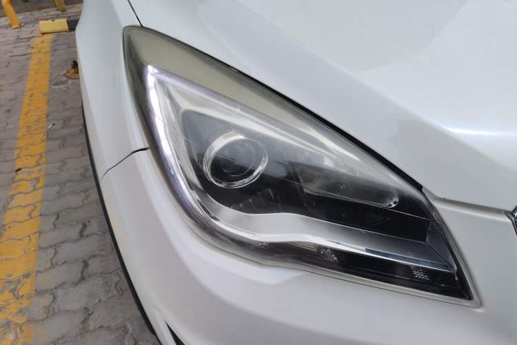 Used CHANGAN CS35 2017 1.6L Automatic Luxury Model Right Front Headlight