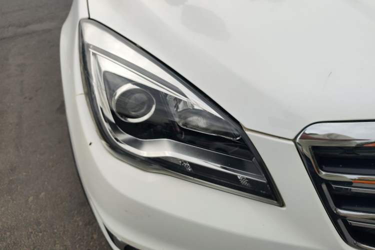 Used CHANGAN CS35 2017 1.6L Manual Luxury Model Right Front Headlight