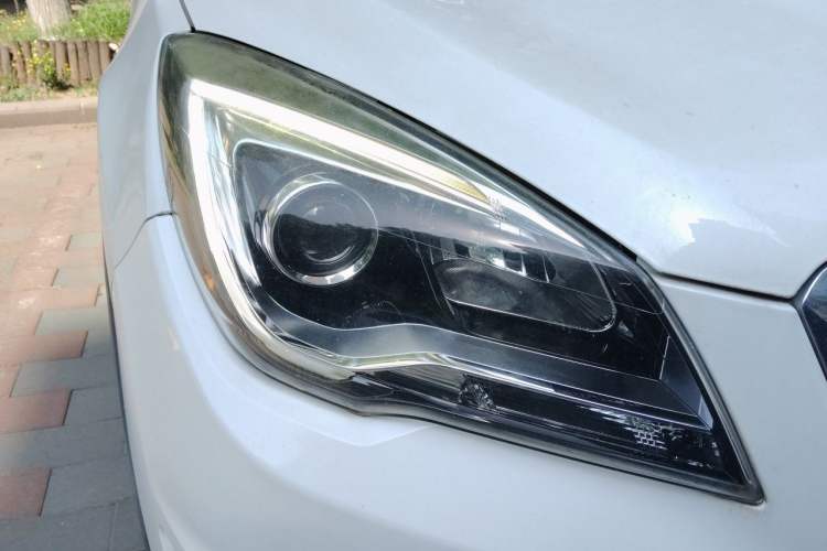 Used CHANGAN CS35 2017 1.6L Automatic Luxury Model Right Front Headlight