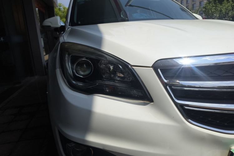 Used CHANGAN CS35 2017 1.6L Automatic Luxury Model Right Front Headlight