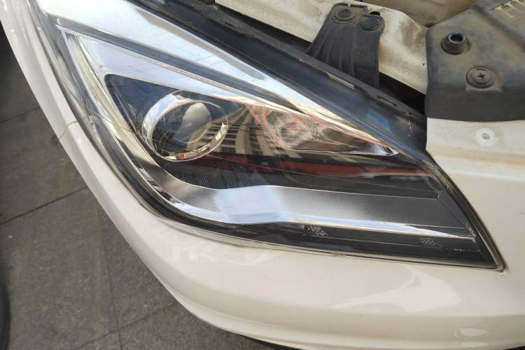 Used CHANGAN CS35 2017 1.6L Automatic Luxury Model Right Front Headlight