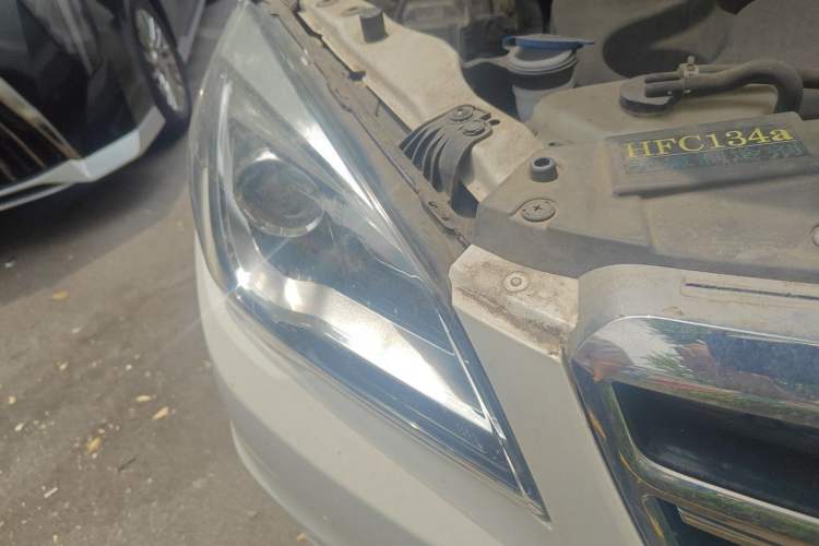 Used CHANGAN CS35 2017 1.6L Automatic Luxury Model Right Front Headlight