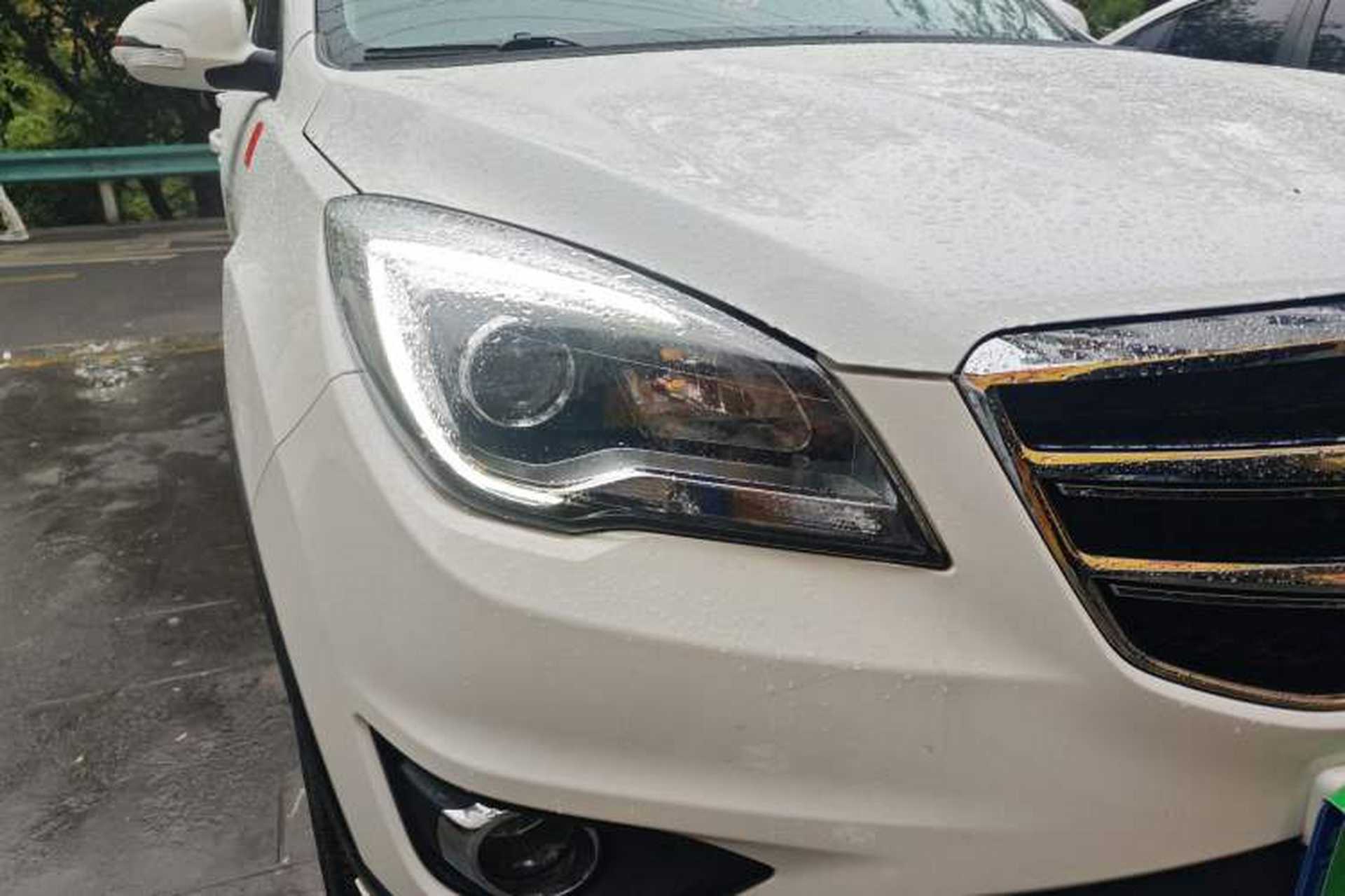 Used CHANGAN CS35 2017 1.6L Manual Luxury Model Right Front Headlight
