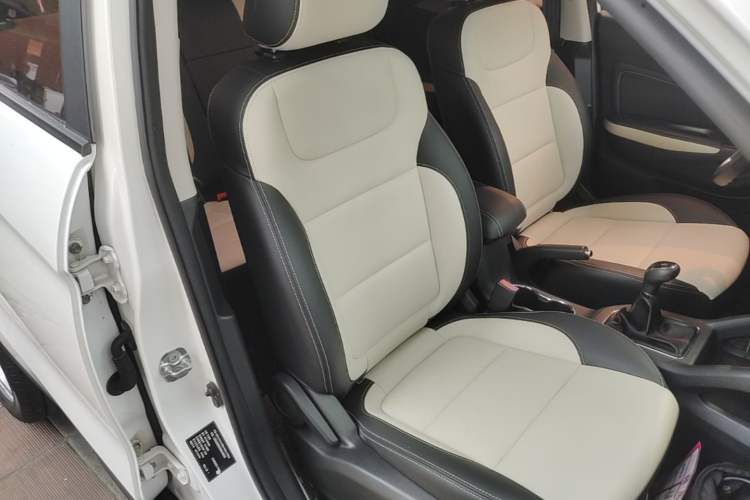 Used CHANGAN CS35 2017 1.6L Manual Luxury Model Right Front Seat