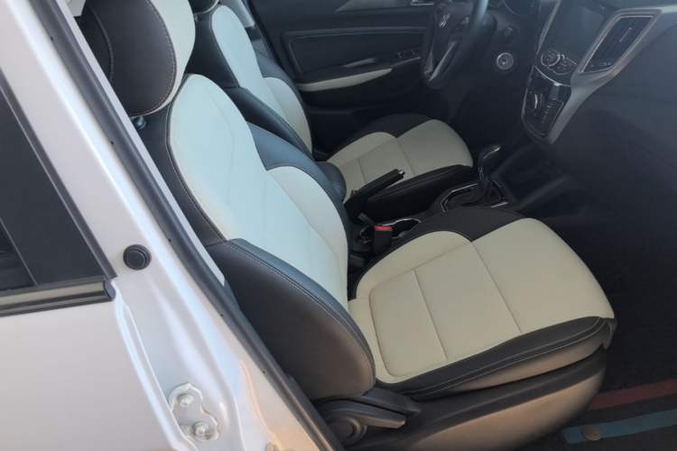 Used CHANGAN CS35 2017 1.6L Automatic Luxury Model Right Front Seat