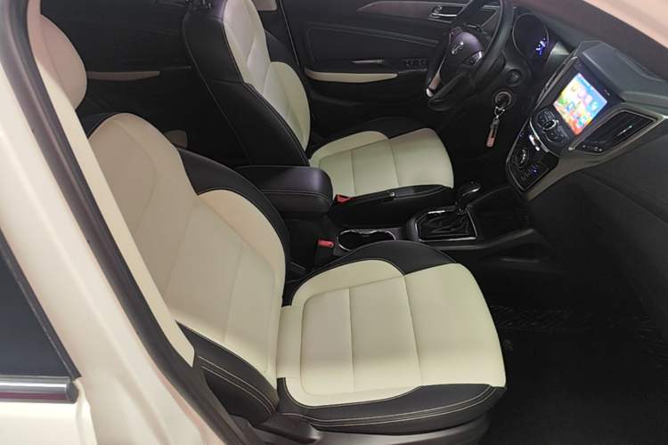 Used CHANGAN CS35 2017 1.6L Automatic Luxury Model Right Front Seat