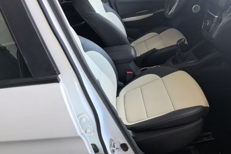 Used CHANGAN CS35 2017 1.6L Manual Luxury Model Right Front Seat