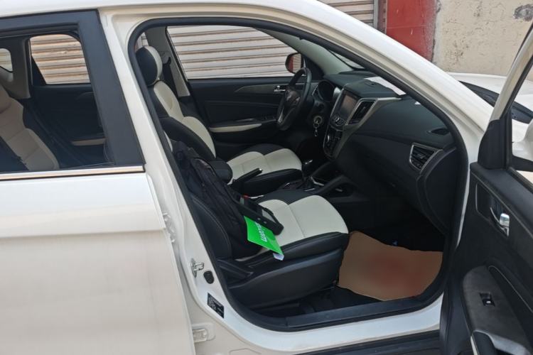 Used CHANGAN CS35 2017 1.6L Automatic Luxury Model Right Front Seat