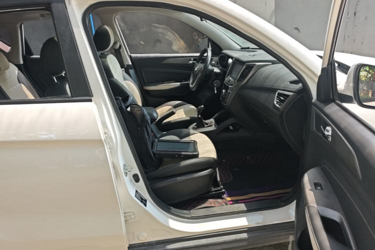 Used CHANGAN CS35 2017 1.6L Manual Luxury Model Right Front Seat