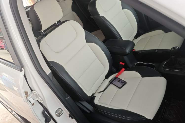 Used CHANGAN CS35 2017 1.6L Manual Luxury Model Right Front Seat