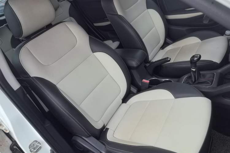 Used CHANGAN CS35 2017 1.6L Manual Luxury Model Right Front Seat