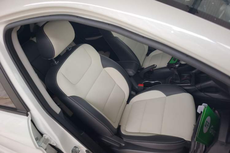 Used CHANGAN CS35 2017 1.6L Manual Luxury Model Right Front Seat