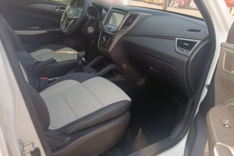 Used CHANGAN CS35 2017 1.6L Manual Luxury Model Right Front Seat