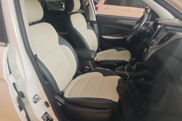 Used CHANGAN CS35 2017 1.6L Automatic Luxury Model Right Front Seat