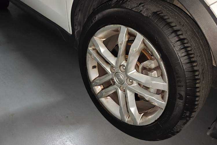 Used CHANGAN CS35 2017 1.6L Automatic Luxury Model Right Front Wheel Hub