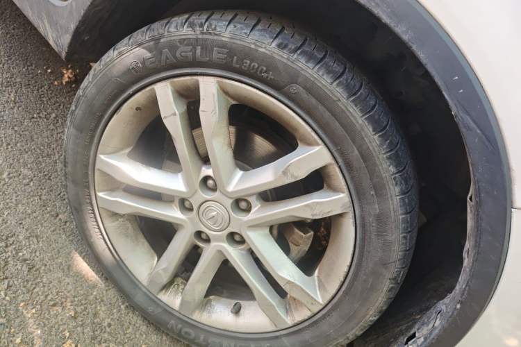 Used CHANGAN CS35 2017 1.6L Manual Luxury Model Right Front Wheel Hub