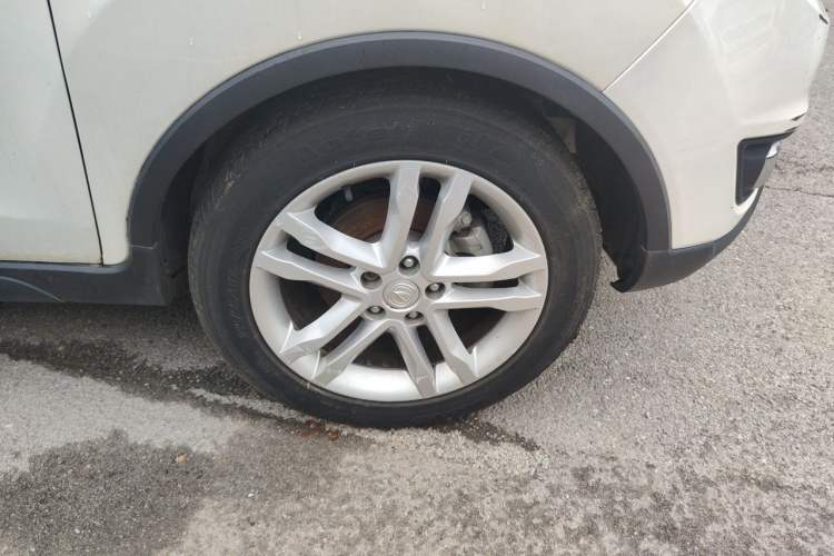 Used CHANGAN CS35 2017 1.6L Manual Luxury Model Right Front Wheel Hub