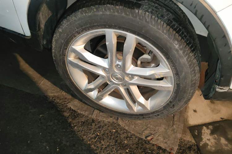 Used CHANGAN CS35 2017 1.6L Manual Luxury Model Right Front Wheel Hub