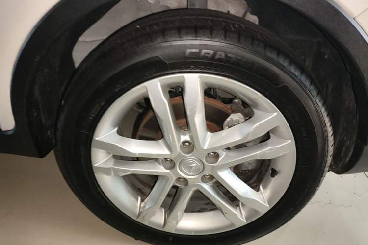 Used CHANGAN CS35 2017 1.6L Automatic Luxury Model Right Front Wheel Hub