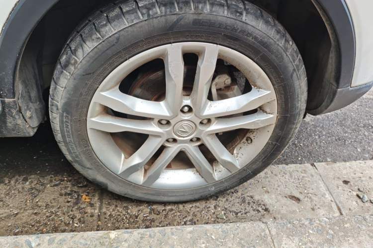 Used CHANGAN CS35 2017 1.6L Automatic Luxury Model Right Front Wheel Hub