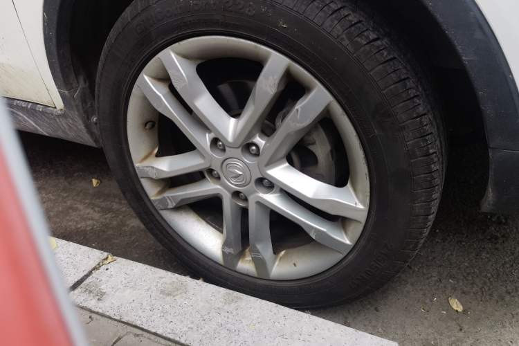 Used CHANGAN CS35 2017 1.6L Manual Luxury Model Right Front Wheel Hub