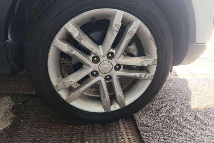 Used CHANGAN CS35 2017 1.6L Automatic Luxury Model Right Front Wheel Hub